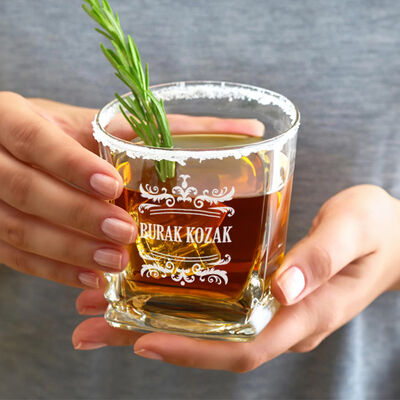Arkadaşa Hediyelik Premium İsimli Elegan Viski Bardağı - 1