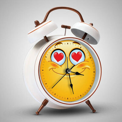 Aşık Emoji Alarm Saat - 1