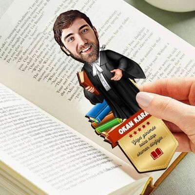 Avukat Erkek Karikatürlü Kitap Okuma Ayracı - 1