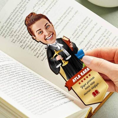 Avukat Kadın Karikatürlü Kitap Okuma Ayracı - 1