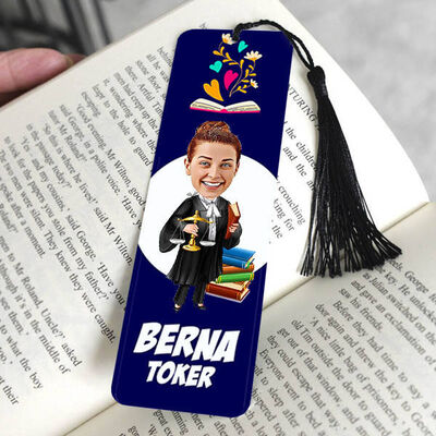 Avukat Kadın Karikatürlü Püsküllü Kitap Ayracı - 1