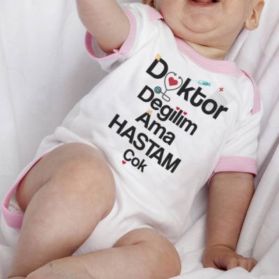 Doktor Değilim ama Hastam Çok Bebek Zıbını - 1