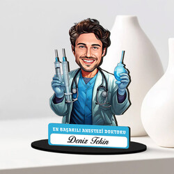 En Başarılı Erkek Anestezi Doktoru Karikatürlü Biblo - 2