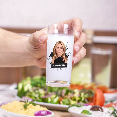 Kadın Sevgiliye Hediye Karikatürlü Rakı Bardağı - 2