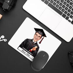 Karikatürlü Diplomalı Erkek Üniversiteli Öğrenci Mousepad