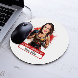 Karikatürlü En Başarılı Kadın Kick Boksçu Mousepad - 1