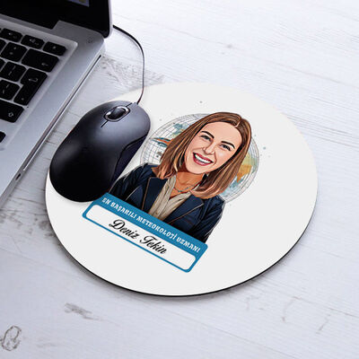 Karikatürlü En Başarılı Kadın Meteoroloji Uzmanı Mousepad - 1