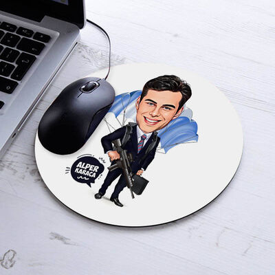Karikatürlü Maceracı Ajan Erkek Mousepad - 1