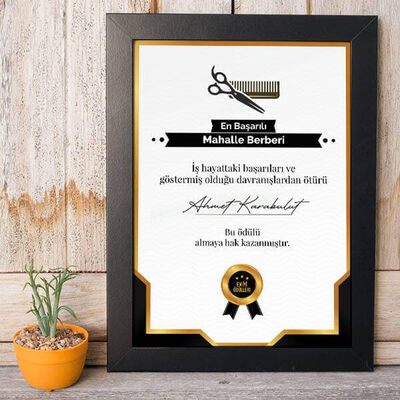 Kişiye Özel Yılın Erkek Berberi Sertifikası - 1