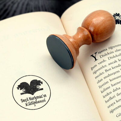 Kız Arkadaşa Hediye Kitap Damgası - 1