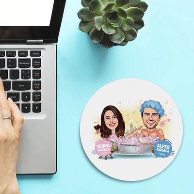 Küvetteki Çiftler Karikatürlü Mousepad - 1