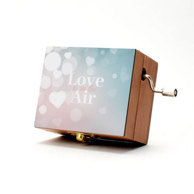 Love Is In The Air Müzik Kutusu - 3