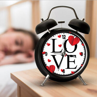 Love Tasarımlı Romantik Çalar Saat - 3