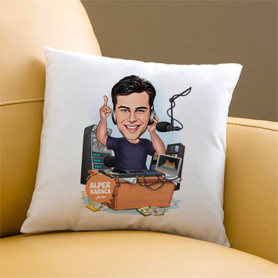 Müzik Tutkunu Erkek Karikatürlü Yastık - 1