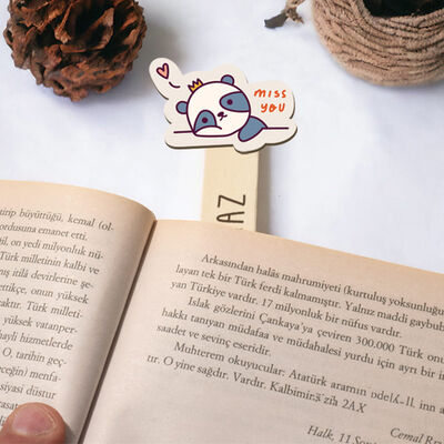 Özlemiş Panda İsimli Ahşap Kitap Okuma Ayracı - 2