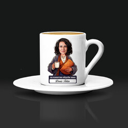 Rahatına Düşkün Anne Karikatürlü Kahve Fincanı - 3