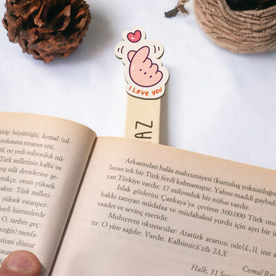 Romantik Kalp İsimli Ahşap Kitap Okuma Ayracı - 1