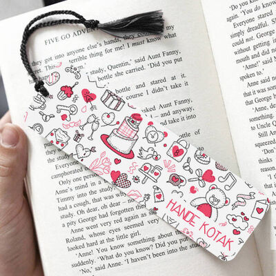 Romantik Süsler İsimli Kitap Ayracı - 1