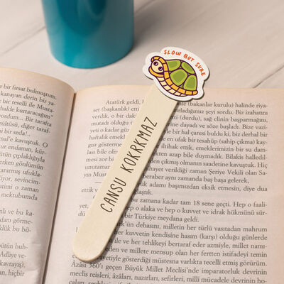 Sevimli Kaplumbağa İsimli Ahşap Kitap Okuma Ayracı - 3