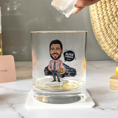 Siyah Arabalı Erkek Karikatürlü Viski Bardağı - 2