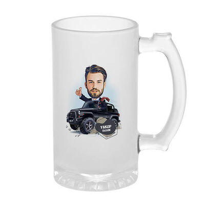 Siyah SUV ve Ben Karikatürlü Bira Bardağı - 1