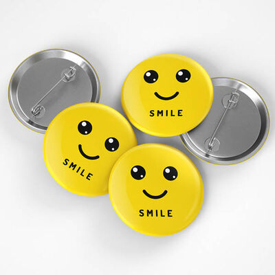 Smile Emoji Tasarımlı Buton Rozet - 1