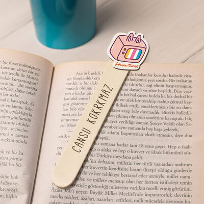 TV Simgeli İsimli Ahşap Kitap Okuma Ayracı - 3