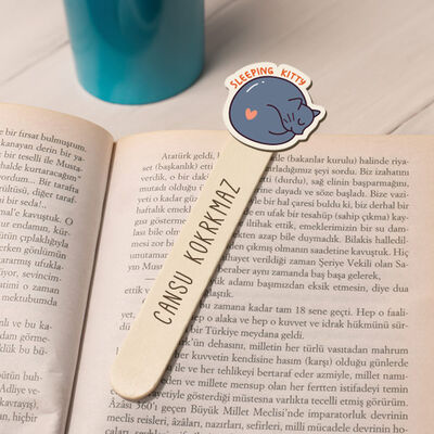 Uyuyan Kedi İsme Özel Ahşap Kitap Okuma Ayracı - 3