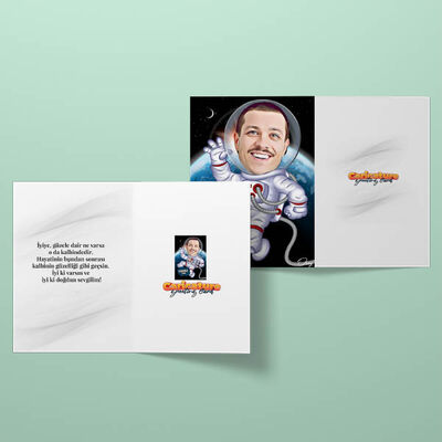 Yörüngedeki Astronot Karikatürlü Tebrik Kartı - 2